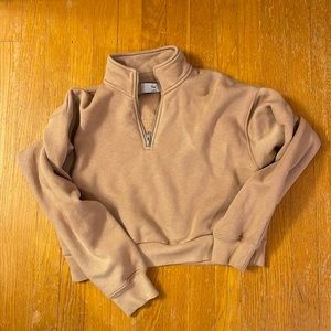 Aritzia Tna crop quarter zip